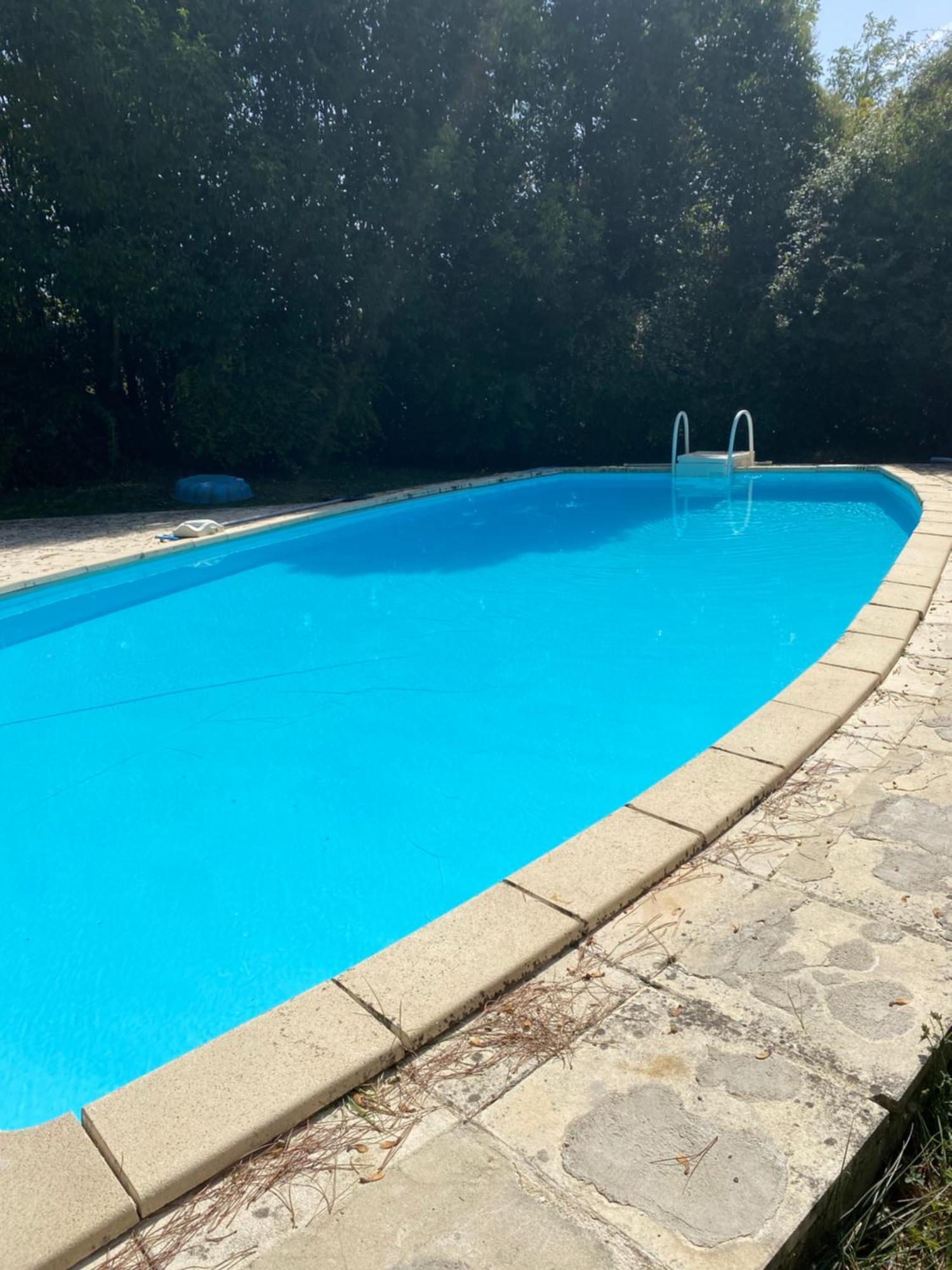 Chez Sophie - Gite Et Gite Equestre Clermont-Dessous Exteriör bild